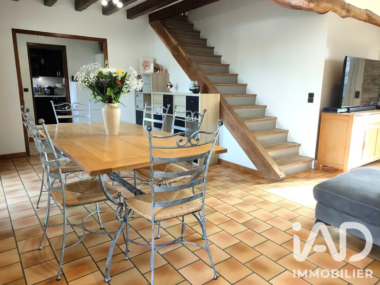Maison 5 pièces 117 m² · à Cannes-Écluse · 117,2 m² · 260 000 €