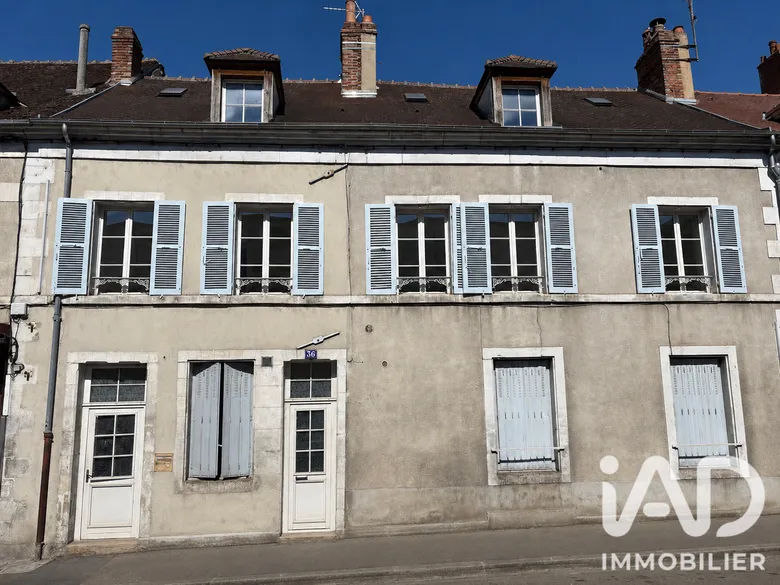 Appartement 4 pièces 78 m² · à Auxerre · 78 m² · 115 000 €