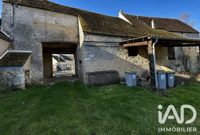 Immeuble à Chaintreaux (77460)