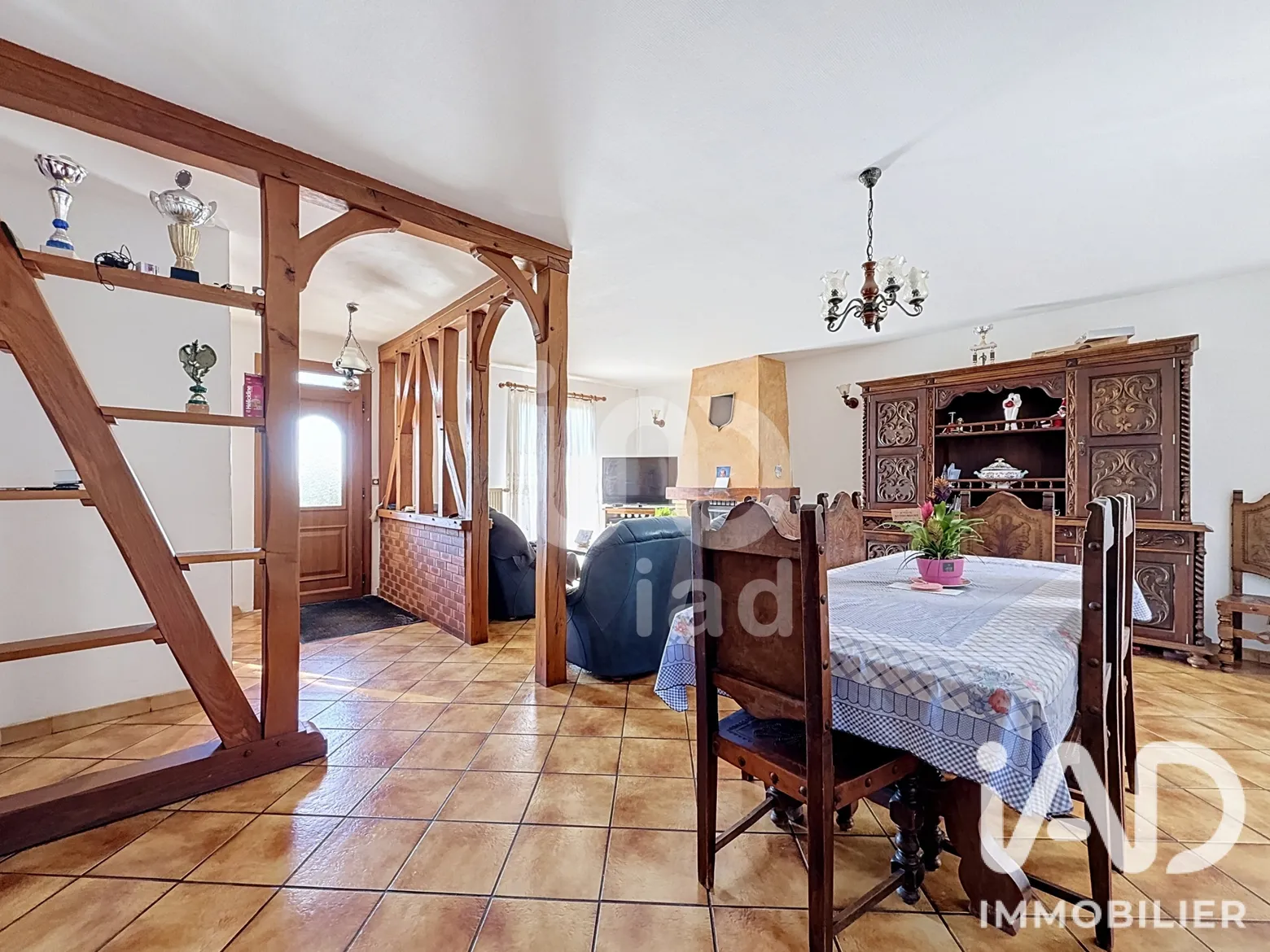 Vente maison à Saint-Florentin (89600) : maison traditionnelle 5 pièces 111 m² - 2069030 — 2