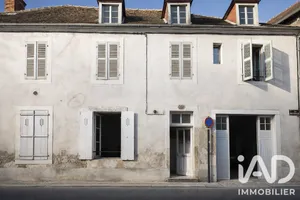 Building in Montluçon (03100)