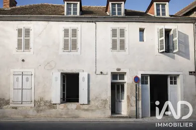 Immeuble à Montluçon (03100)