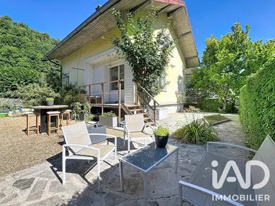 Maison de ville à Moirans-en-Montagne (39260)