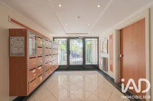 Apartment in Saint-Thibault-des-Vignes (77400)