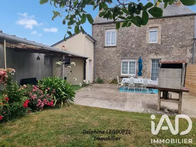 Maison à Réville (50760)