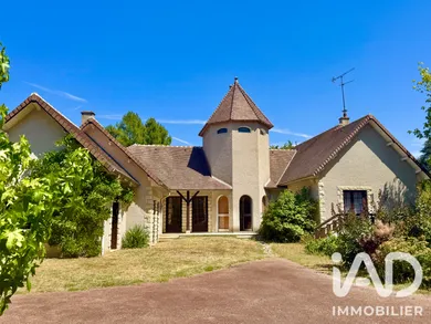 Demeure à Cosne-Cours-sur-Loire (58200)
