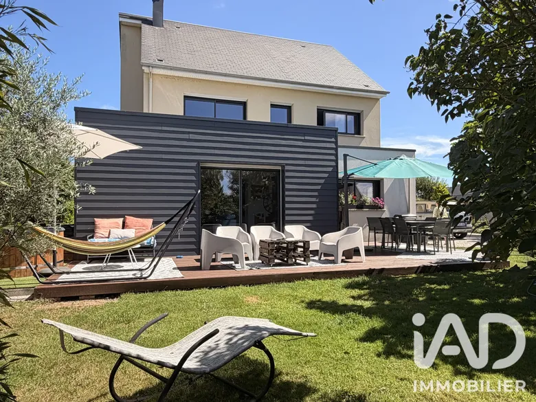 Maison 6 pièces 139 m² · à Saint-Loup-Hors · 139 m² · 463 000 €