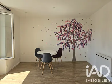 Apartment in Sens (89100)