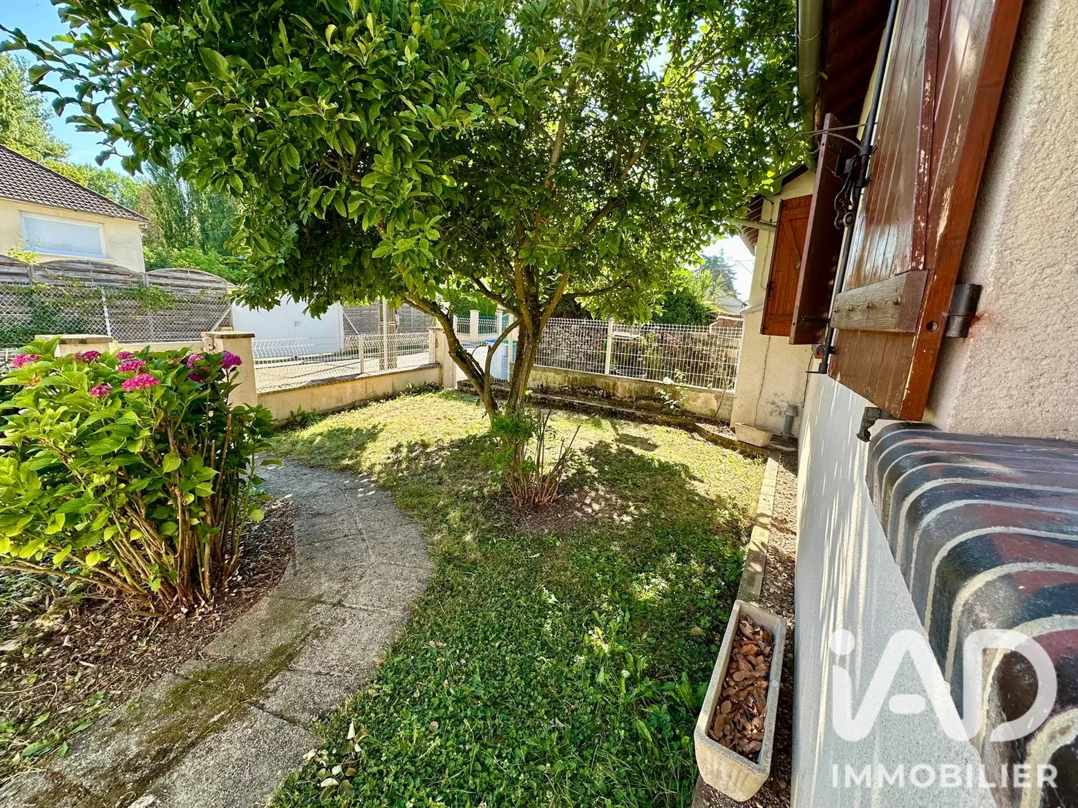 Vente maison à Hanches (28130) : maison traditionnelle 5 pièces 110 m² - 2071586 — 2
