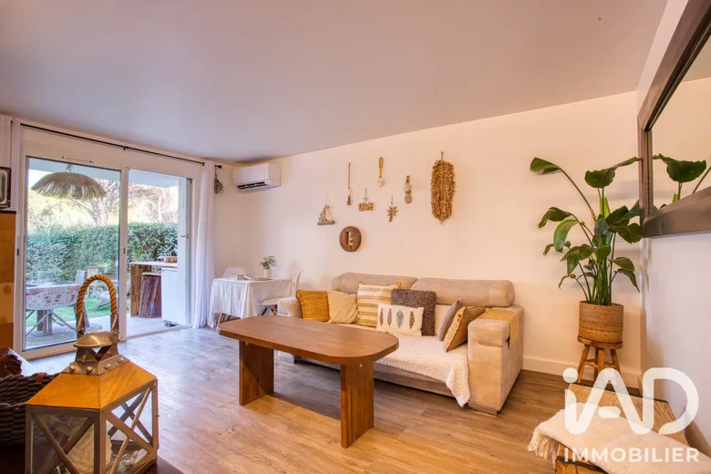 Appartement 2 pièces 44 m² · à Saint-Raphaël · 43,5 m² · 295 000 €