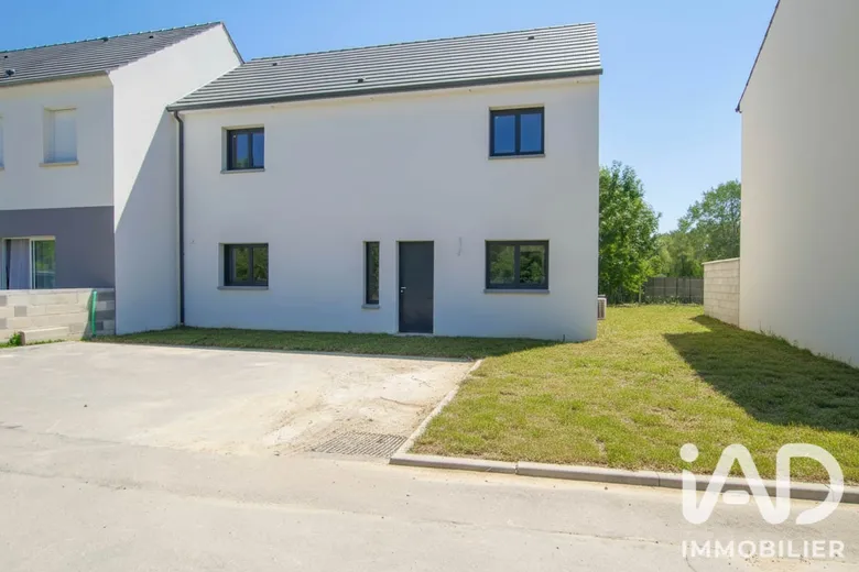 Maison 5 pièces 120 m² · à Nozay · 120 m² · 449 900 €