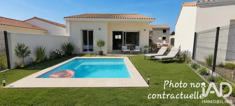 Maison 3 pièces 77 m² · à Poitiers · 76,6 m² · 250 000 €