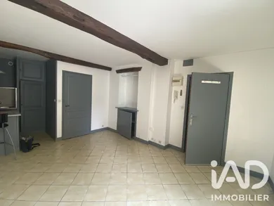 Immeuble à Châlons-en-Champagne (51000)