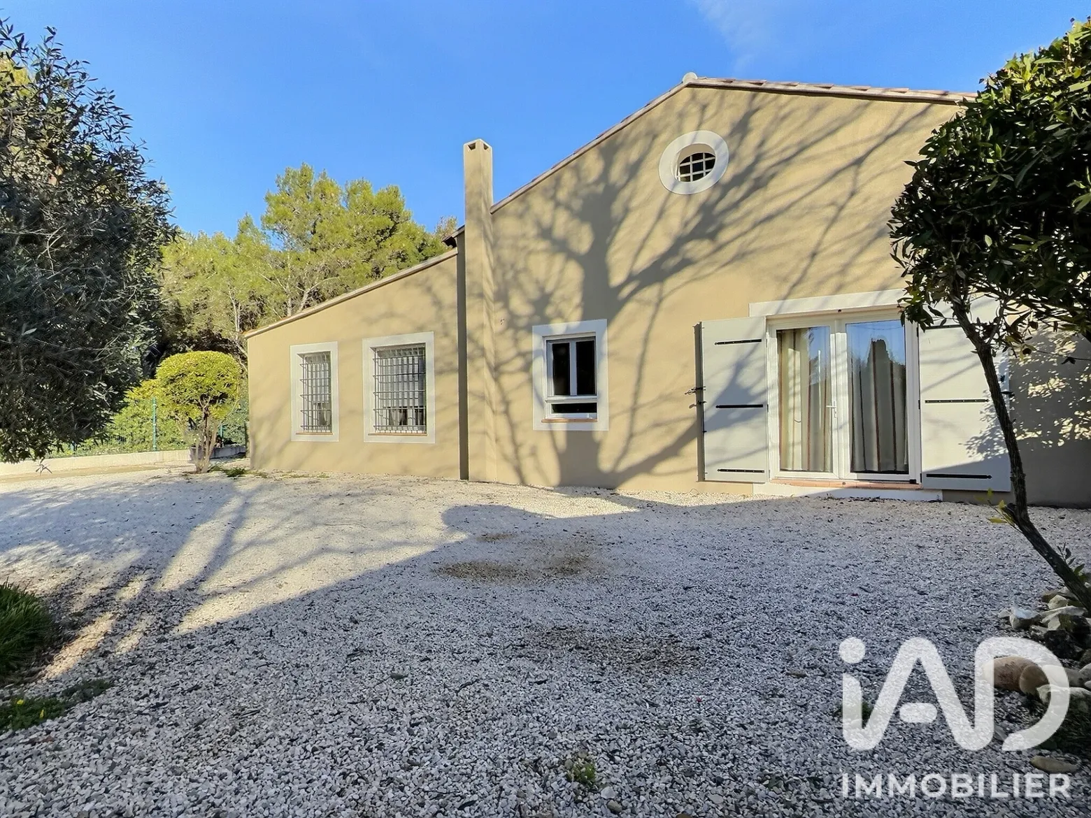 Vente maison à Saint-Martin-de-Crau (13310) : maison 6 pièces 185 m² - 2071873 — 2