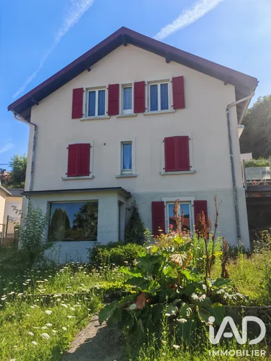 Maison à Villers-le-Lac (25130)