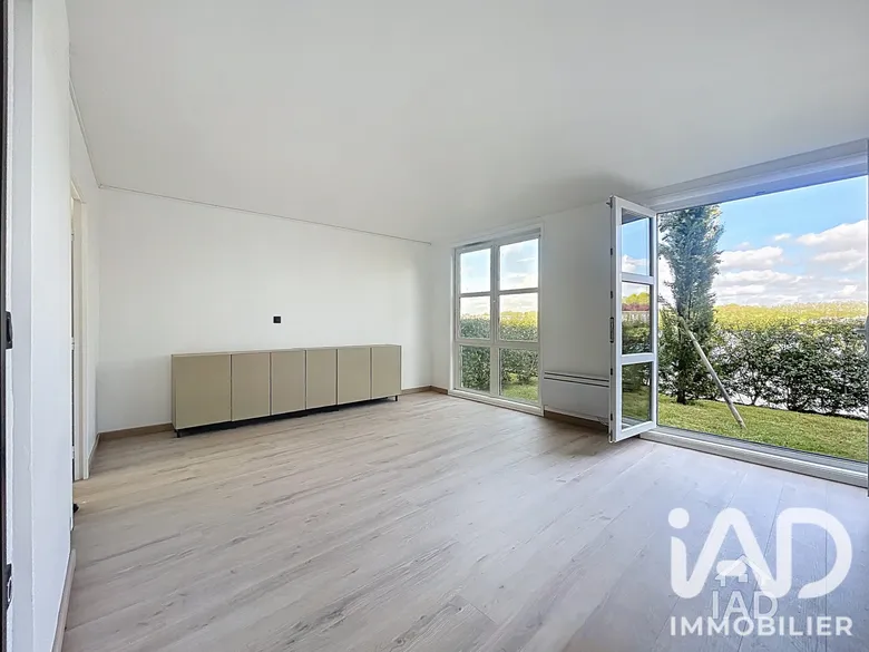 Appartement 3 pièces 80 m² · à Voisins-le-Bretonneux · 80 m² · 338 000 €