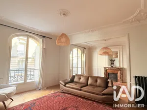 Appartement à Paris (75018)
