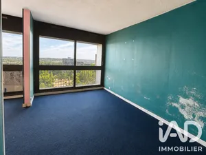 Apartment in Grigny (91350)
