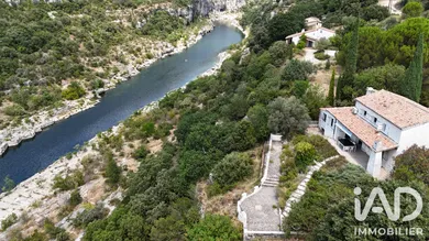 Maison d'architecte à Saint-Martin-d'Ardèche (07700)