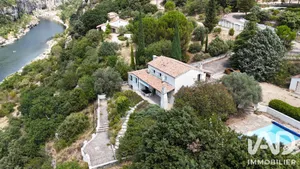 Maison d'architecte à Saint-Martin-d'Ardèche (07700)