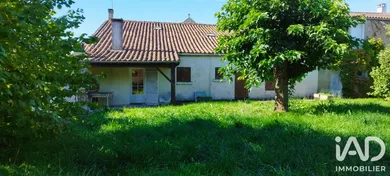 Maison de village à Saint-Georges-de-Longuepierre (17470)