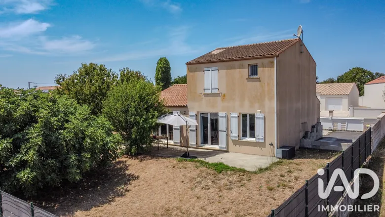 Maison 6 pièces 114 m² · à Lussant · 114 m² · 262 900 €
