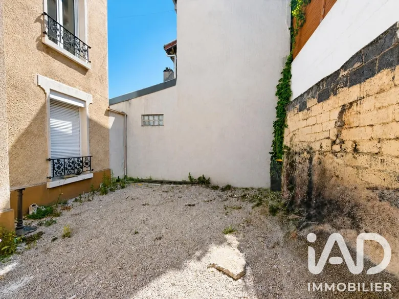 Appartement 2 pièces 27 m² · à Vitry-sur-Seine · 26,5 m² · 149 000 €