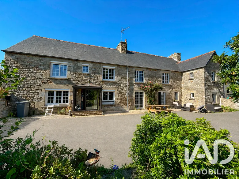 Maison 4 pièces 160 m² · à Plélan-le-Petit · 160,3 m² · 900 €/mois