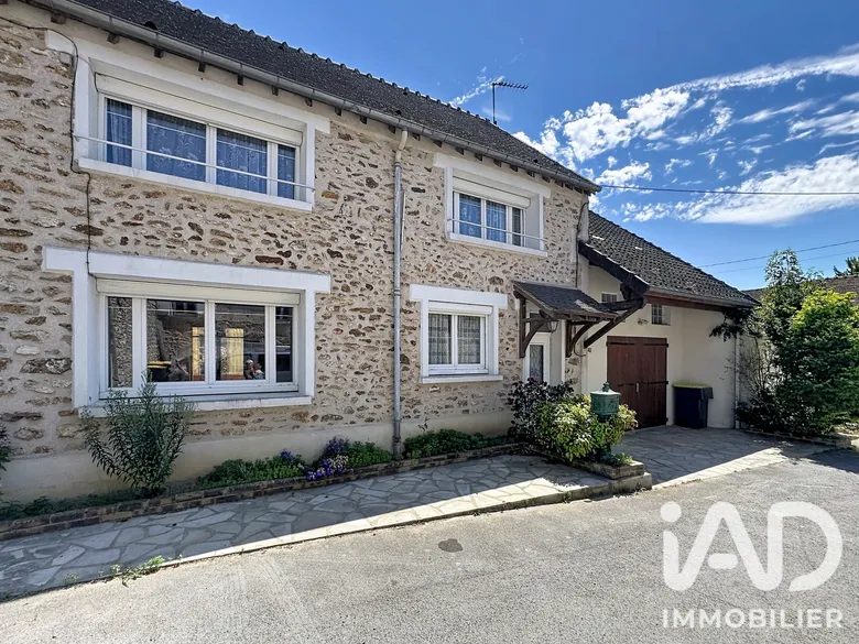 Maison 4 pièces 92 m² · à Saint-Augustin · 92 m² · 215 000 €
