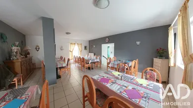 Hôtel à Savigny-en-Véron (37420)