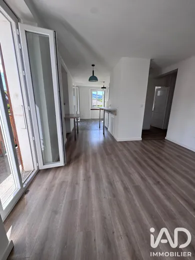 Appartement à La Roche-sur-Foron (74800)