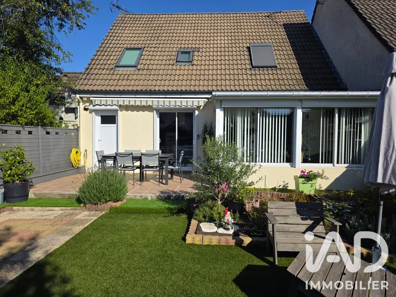 Maison 5 pièces 90 m² · à Pierrelaye · 90 m² · 378 000 €