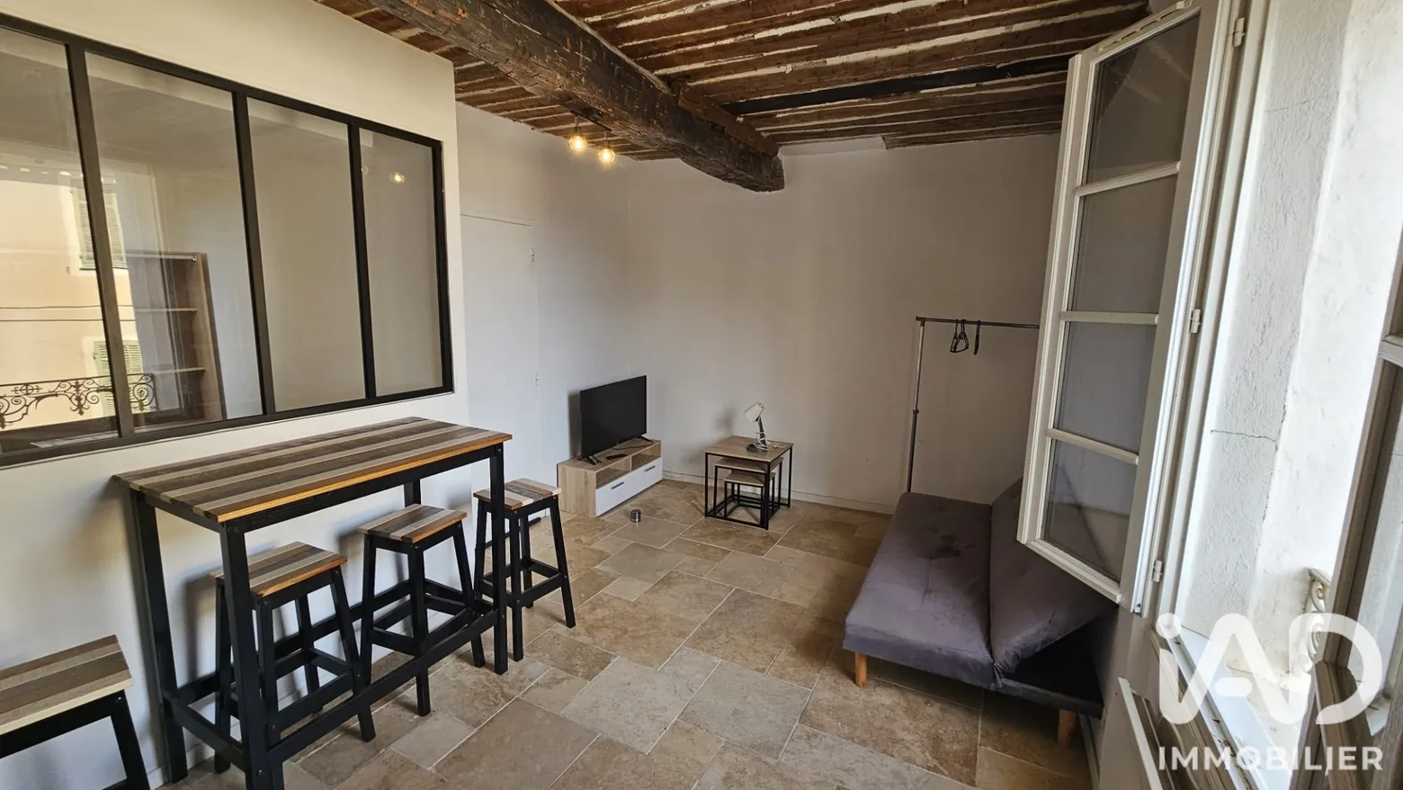Vente appartement à Roquebrune-sur-Argens (83520) : appartement 1 pièce 24 m² - 2072126 — 2