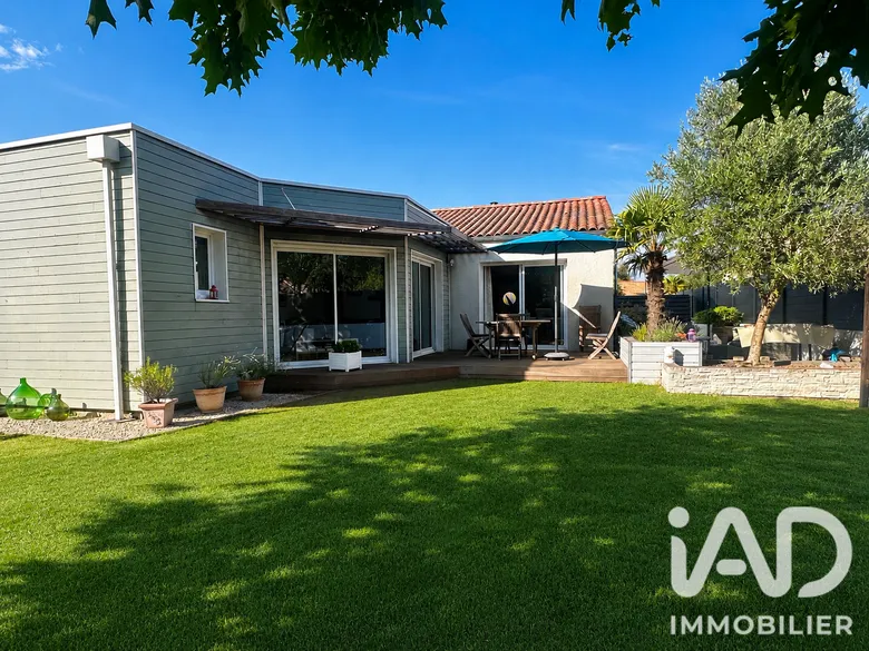 Maison 6 pièces 134 m² · à Les Achards · 134 m² · 411 000 €