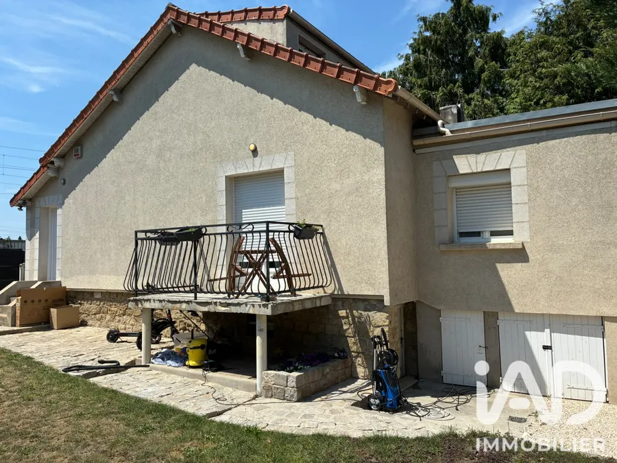 Maison à Pierrelaye (95480) photo 3