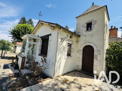 Maison traditionnelle à Saint-Ay (45130)