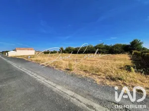 Terrain à bâtir à Loretz-d'Argenton (79290)