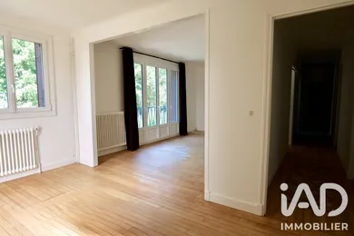Maison à Neuville-sur-Oise (95000)