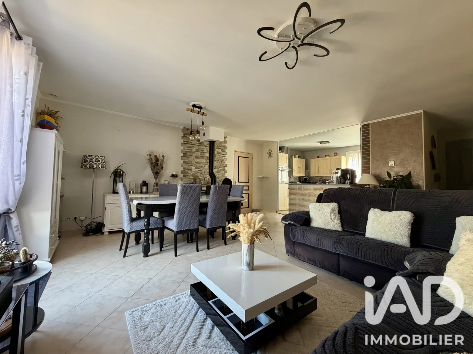 Vente maison à Bouville (91880) : maison traditionnelle 6 pièces 110 m² - 2072105 — 2