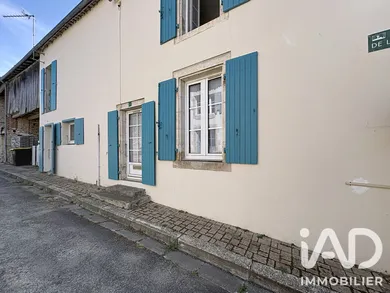 Maison à La Grève-sur-Mignon (17170)