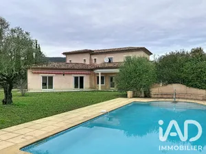 Architectural house in Les Matelles (34270)