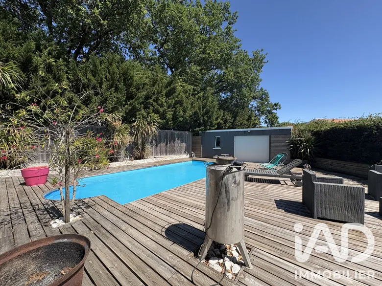 Maison 4 pièces 120 m² · à Carbon-Blanc · 120 m² · 439 000 €