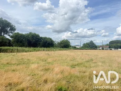 Building plot in Ambarès-et-Lagrave (33440)