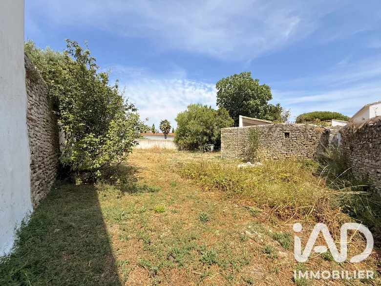 Terrain à Loix (17111) · 400 000 €