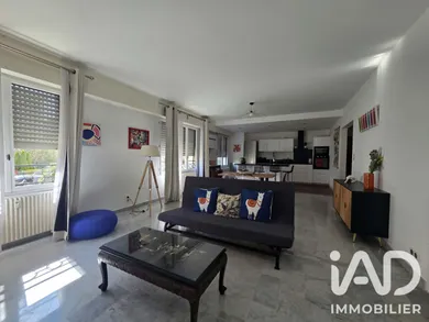 Apartment in Nîmes (30000)