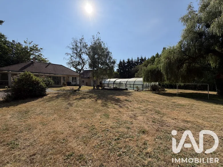 Maison 10 pièces 234 m² · à Le Mans · 234 m² · 619 000 €