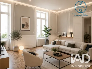 Townhouse in Corme-Royal (17600)