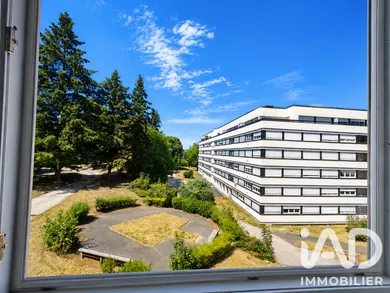 Apartment in Pontoise (95300)