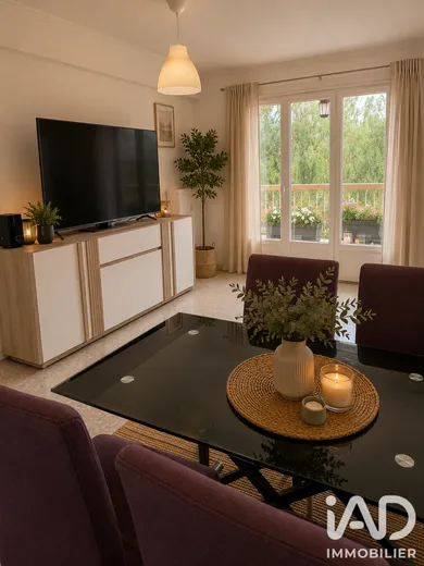 Apartment in Saint-Laurent-du-Var (06700)