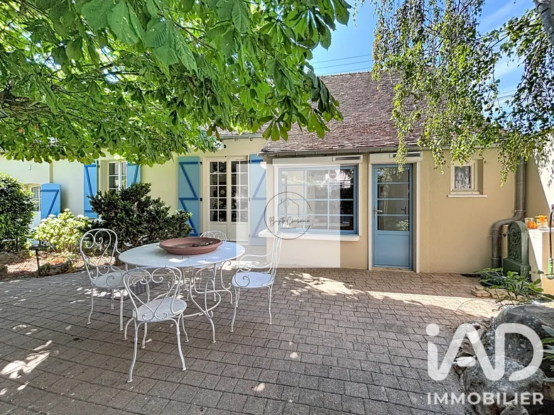 Maison 9 pièces 170 m² · à Tréon · 170 m² · 323 000 €